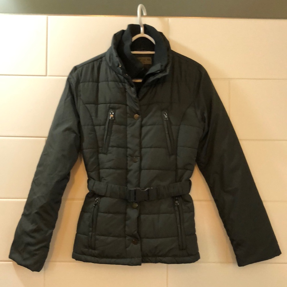 Studio 59 gray belted winter coat size medium